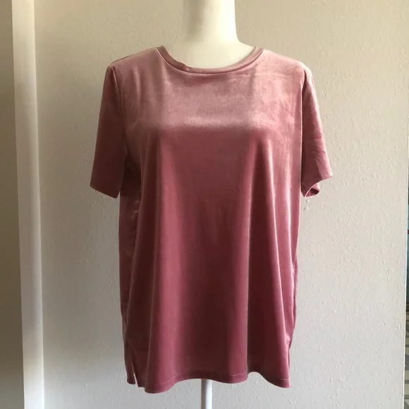 Velvet Tee - Picture 2 of 5